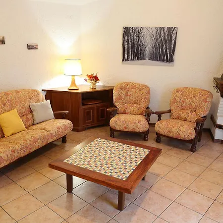 Marina * Borgo Grotta Gigante